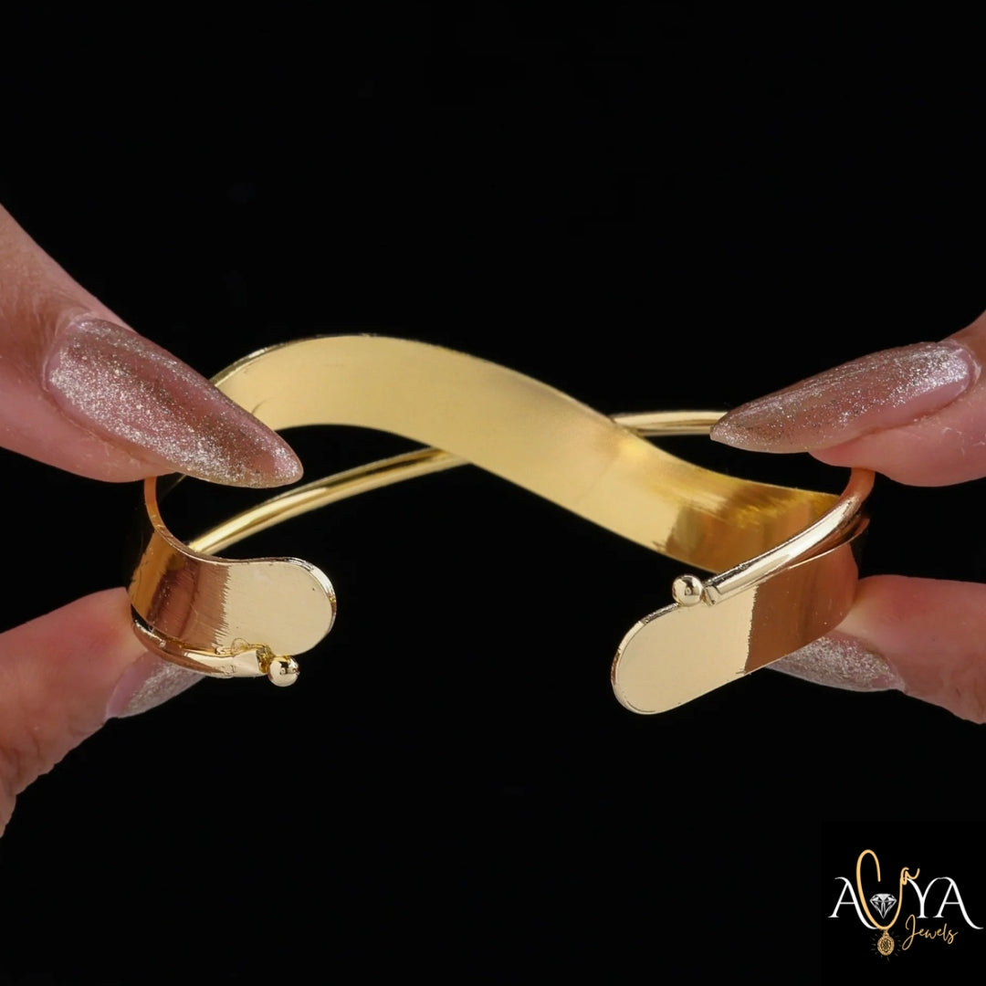 Crystals Bangle Bracelet (Adjustable Size)