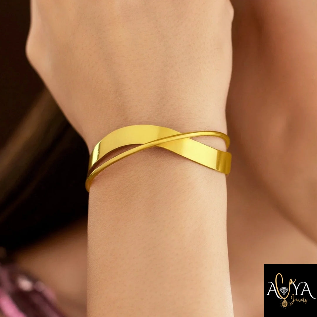 Crystals Bangle Bracelet (Adjustable Size)