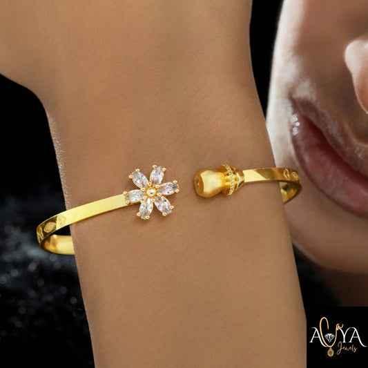 Crystal Flower Bangle Bracelet (Adjustable Size)